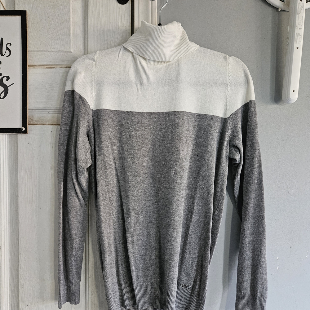 Calvin Klein Gray and White Turtleneck Blouse